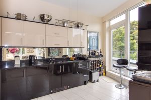 Photo 5- click for photo gallery